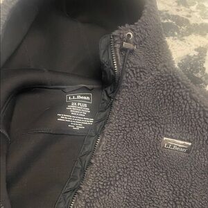 L.L. Bean women's Charcoal Fleece Vest